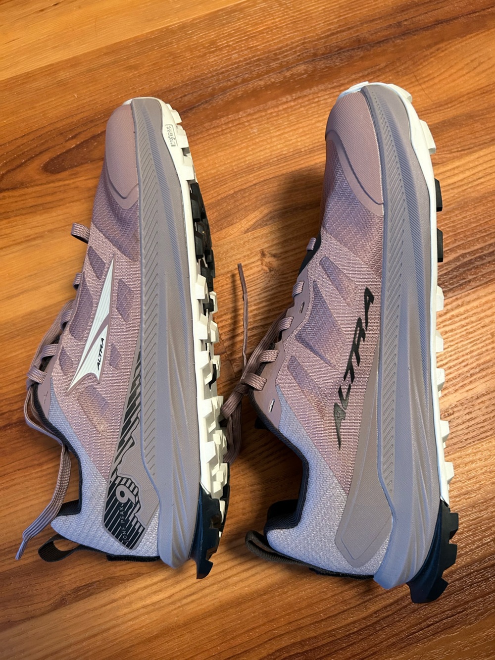 Altra Lone Peak 9 - Women’s 9 - Picture 2 of 6